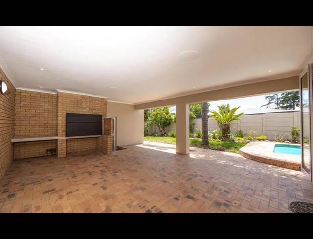 3 BEDROOM HOUSE FOR SALE IN WELLWAY PARK EAST